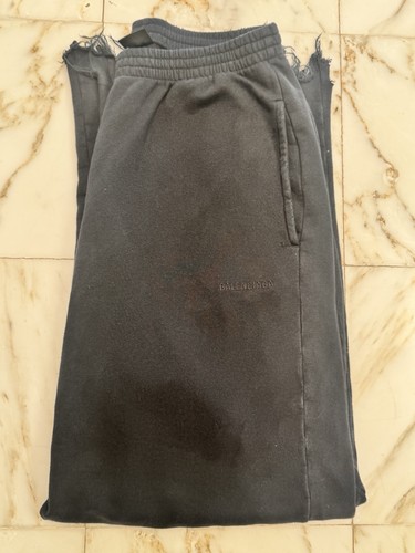 Size balenciaga black - size,